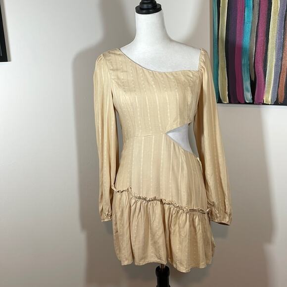 NWT Le Lis drop waist cutout dress - Picture 1 of 9